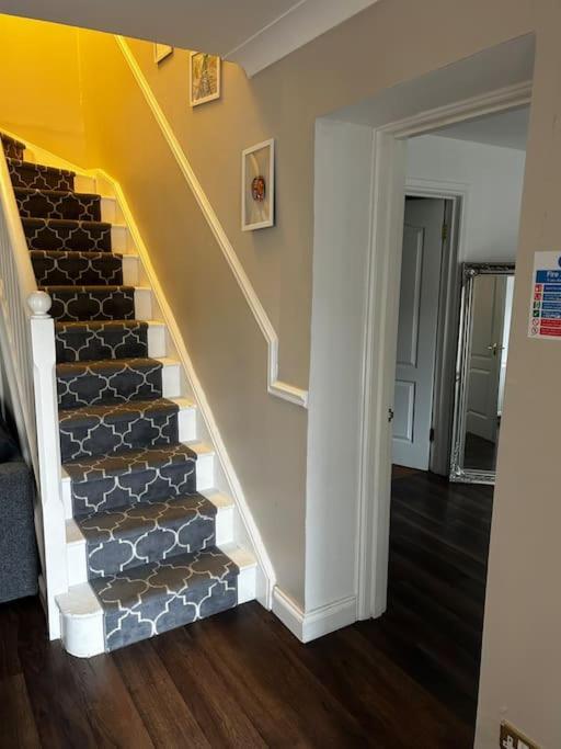 15 Min Drive To Airport 20 Min To Loch Lomond And City Center Old Kilpatrick Екстер'єр фото