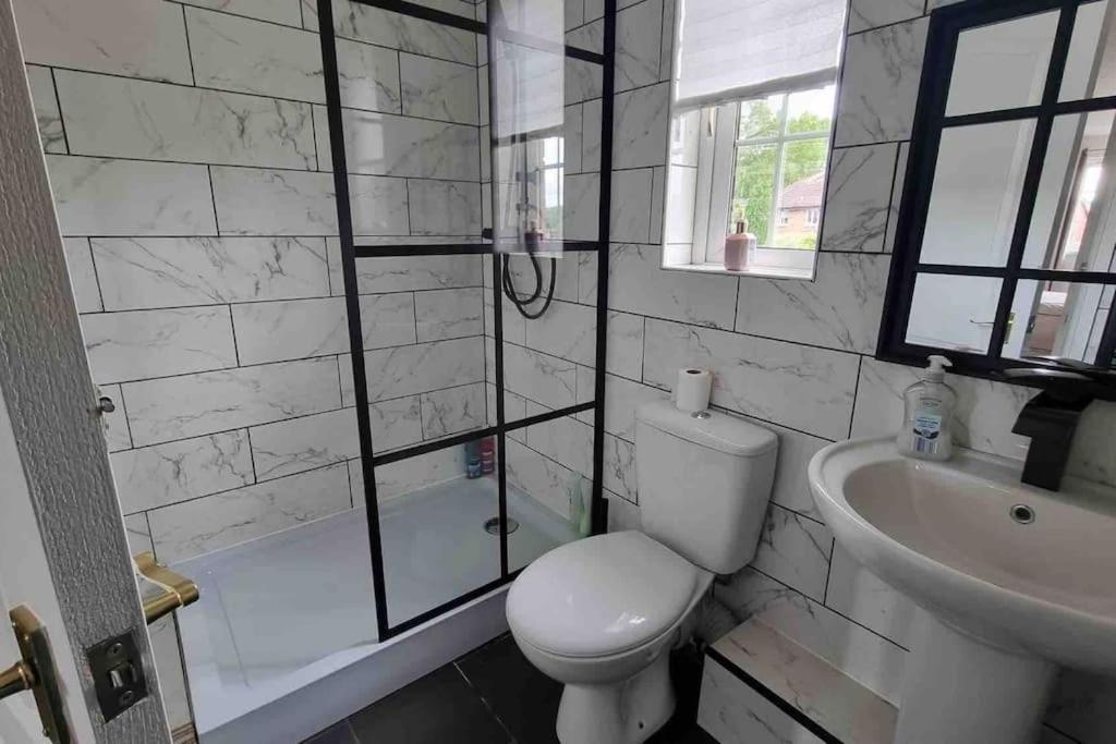 15 Min Drive To Airport 20 Min To Loch Lomond And City Center Old Kilpatrick Екстер'єр фото
